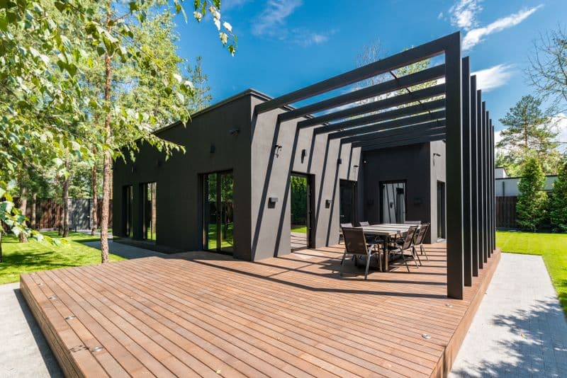 Deck & Patio Cleaning